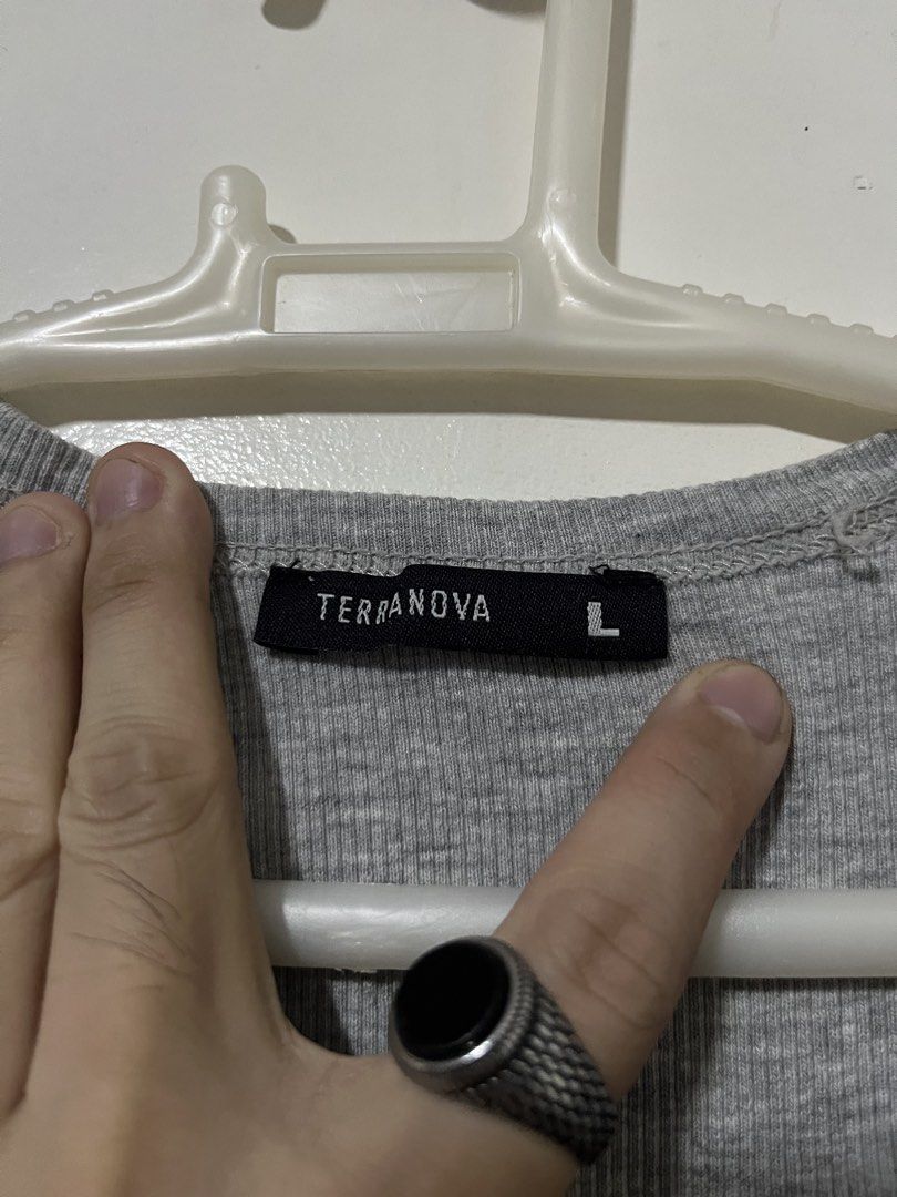 Terranova Gray Ribbed Tank Top (Category: Activewear) located in Quezon City. Submitted by oldbutgold1995 (Listing ID 1469109184, Image 2). Description: Size: Large fitted Color: Gray Condition: 10/10.