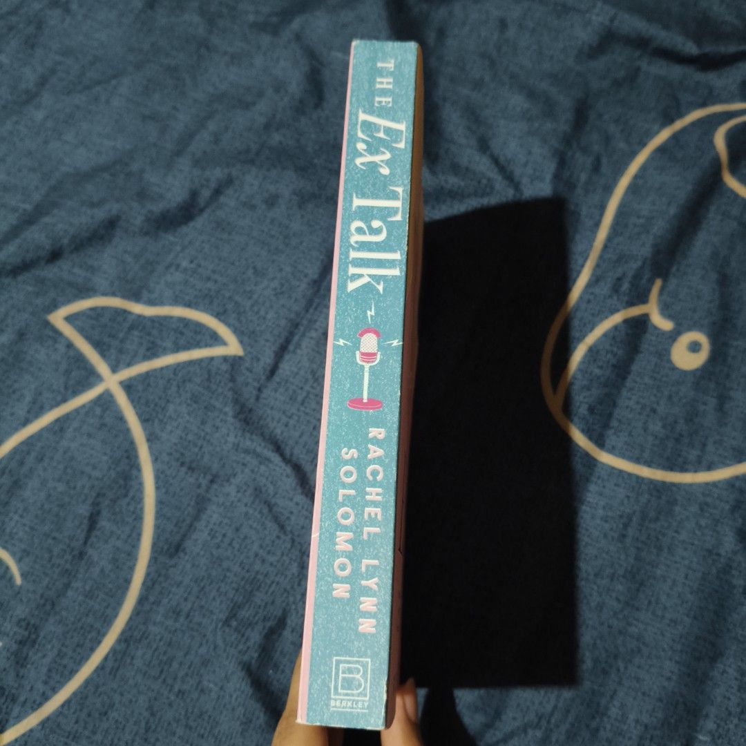 The Ex Talk by Rachel Lynn Solomon (Category: Storybooks) located in Santo Domingo. Submitted by rajjinni (Listing ID 1469058518, Image 2). Description: has fold sa likod.