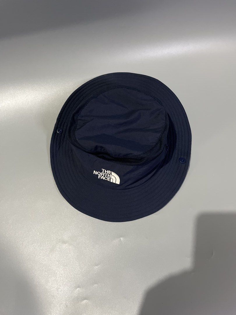The North Face Brimmer Hat (Category: Caps & Hats) located in Bocaue. Submitted by mosthighcollective (Listing ID 1469120444, Image 2). Description: The North Face Brimmer Hat Brimmer Hat is a highly popular trekking hat for summer. It is equipped with mesh panels that provide breathability to the head, keeping you comfortable while protecting you from the sun. Good as new condition No issue 1200 only Dm me to purchase 📥.