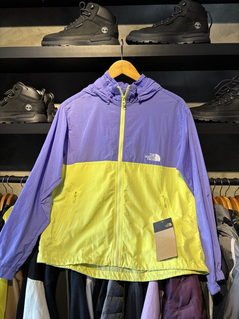 The North Face Compact Jacket size 160 cm (Category: Coats, Jackets and Outerwear) located in San Fernando. Submitted by kayemanalac_05 (Listing ID 1469009879, Image 2). Description: Length 24 Width 20.5 160 cm for kids XS-Small for adult.