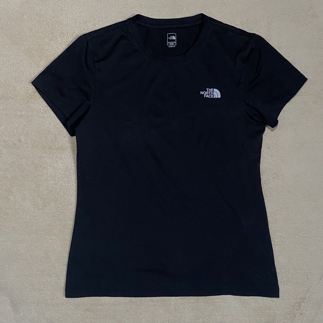 The North Face Drifit (Category: Activewear) located in Polomolok. Submitted by larnel27 (Listing ID 1469049952, Image 2). Description: - Size medium - Dimension: 17x24 - Color rate 9.8 - No issue.
