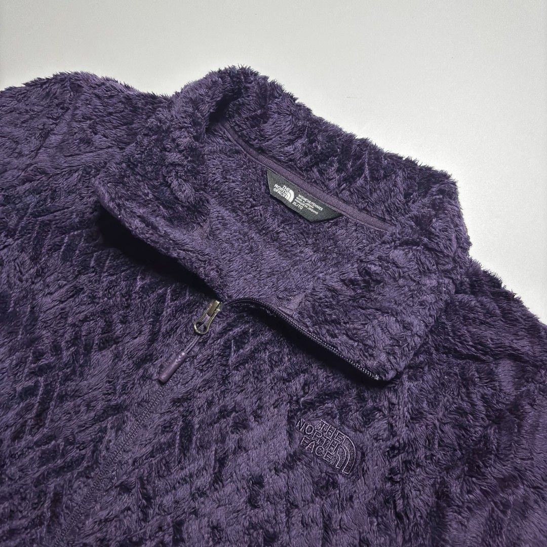The North Face fleece Jacket (Category: Coats, Jackets and Outerwear) located in San Pablo. Submitted by refitsph (Listing ID 1468930994, Image 2). Description: - Width: 25 - Length: 30 - Legit / Authentic - Flawless - Already Washed and Ready to Wear.
