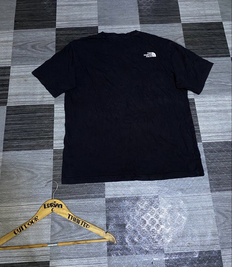 The Northface - Tshirt, Mens / Cotton (Category: Tshirts & Polo Shirts ) located in General Santos City (Dadiangas). Submitted by castilloed98 (Listing ID 1469102365, Image 2). Description: The Northface - Tshirt Cotton / Mens Size.XL Dimes.22x27 Excellent Condition No Issue 💵600 + SF✈️ DM📩 📍Gensan..