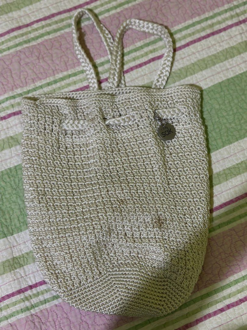 The sak hand-crocheted drawstring in cream white (Category: Backpacks) located in Pagsanjan. Submitted by leyuxdenini (Listing ID 1469031977, Image 2). Description: clean and good condition Rfs: Di nagagamit.
