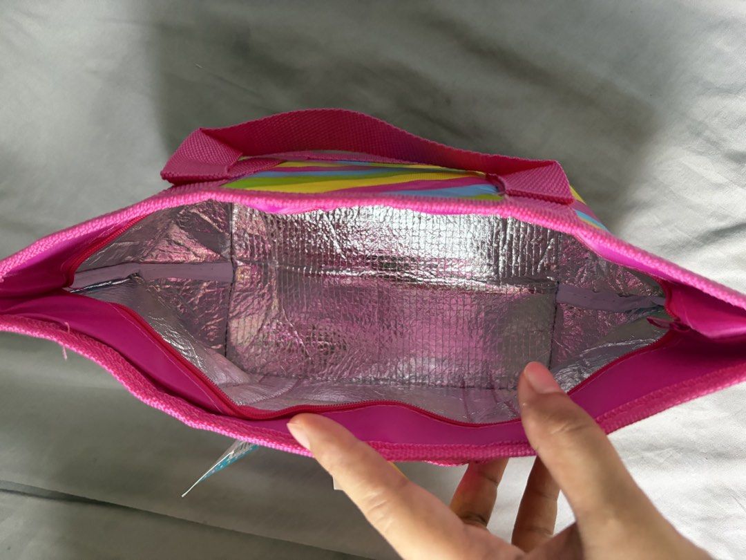 thermal lunch bag bought in japan (Category: Food Organization & Storage) located in Manila. Submitted by slayandchic (Listing ID 1469005385, Image 2). Description: new and unused.