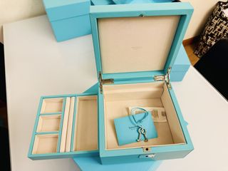 （分類：）位於 。 由 fasttiger.e9f499 提交（商品編號 1469097404，圖片 1）。簡介： 。