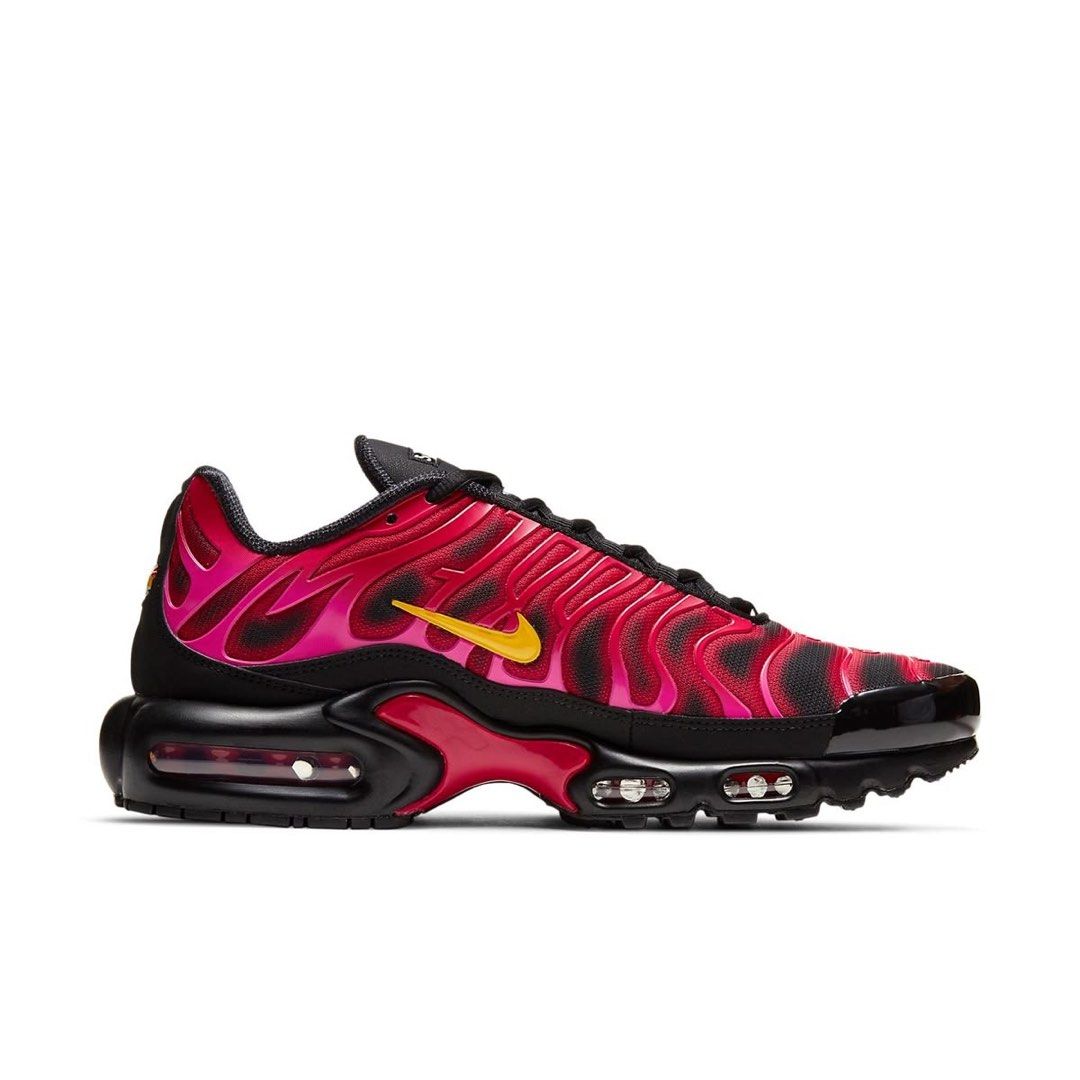 TN Supreme (Category: Sneakers) located in Taguig. Submitted by lakersa__ (Listing ID 1469075496, Image 1). Description: TN Supreme (with box) issue: none size: 8 .