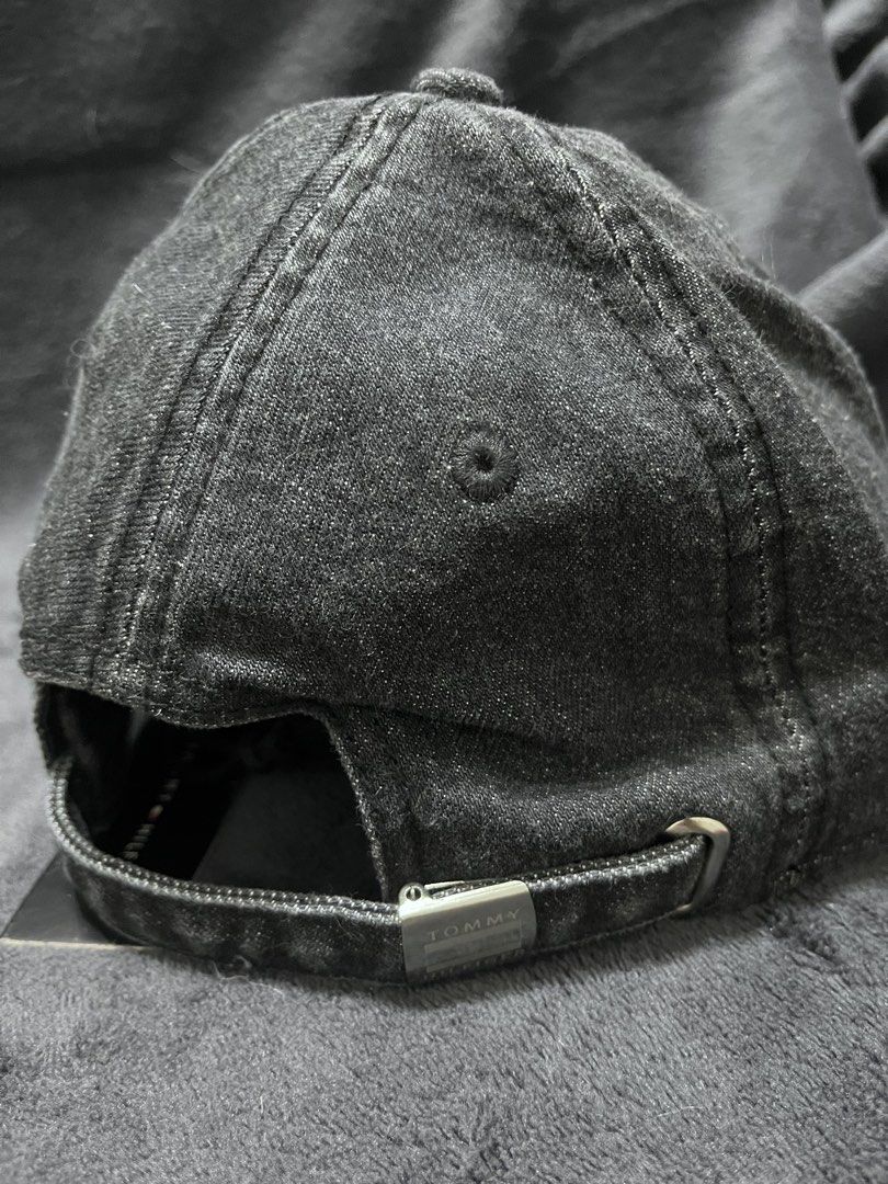 Tommy hilfiger (Category: Caps & Hats) located in Angeles City. Submitted by ursenpaiu__ (Listing ID 1469071933, Image 3). Description: .