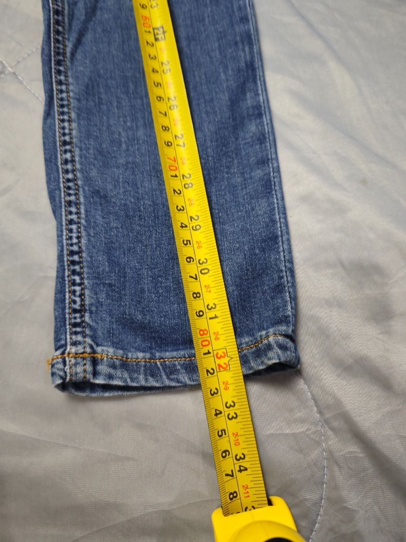 TOMMY KIDS PANTS (Category: Babies & Kids Fashion) located in Imus. Submitted by eykc01 (Listing ID 1469024157, Image 2). Description: EUC-LIKE NEW 8-10YO WAIST: 24-30" LENGHT: 32".