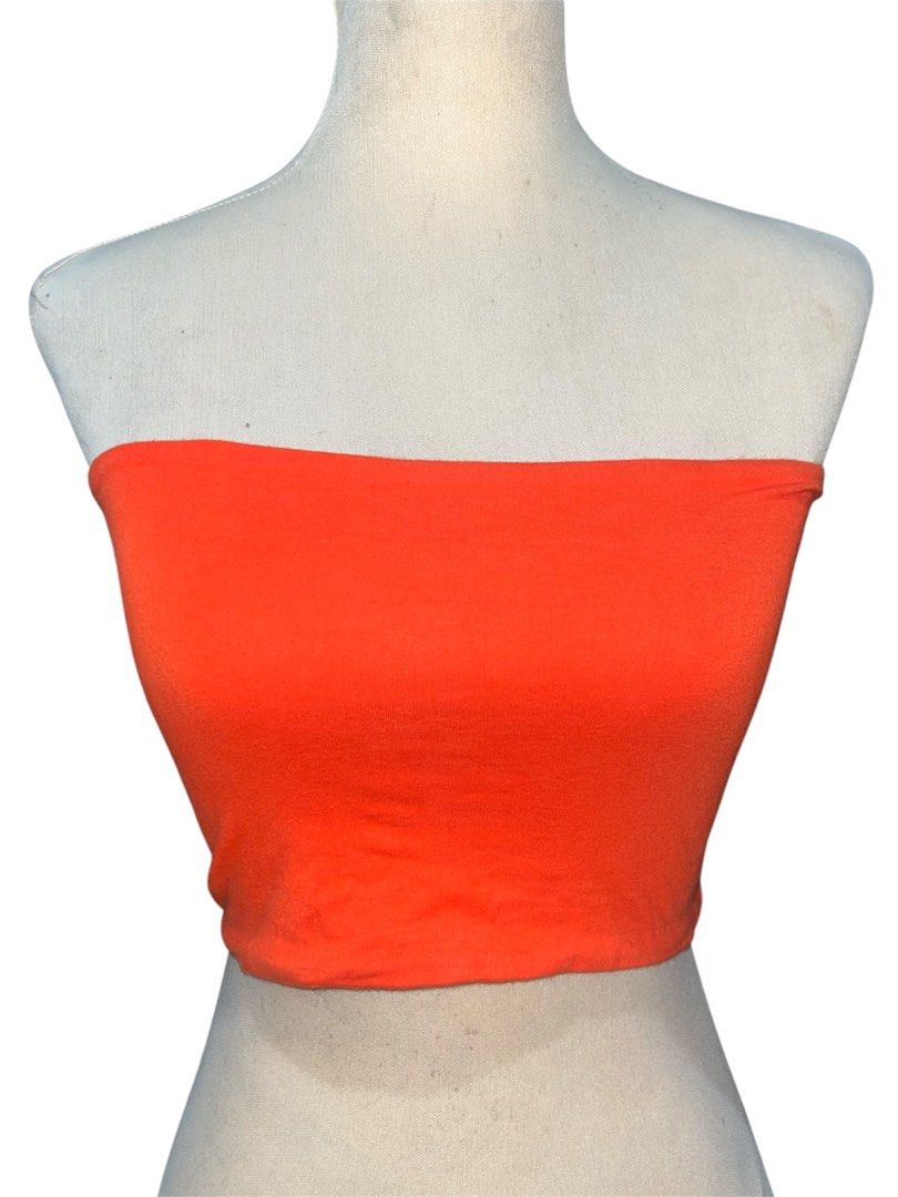 Topshop Tube top (Category: Others Tops) located in Baguio. Submitted by thrifty_henry (Listing ID 1469037506, Image 1). Description: .