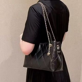 (Category: ) located in . Submitted by lovecollector. (Listing ID 1468938284, Image 1). Description: .