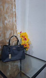 (Kategori: ) berada di . Dikirim oleh rumahstore (ID iklan 1468945990, Gambar 1). Deskripsi: .