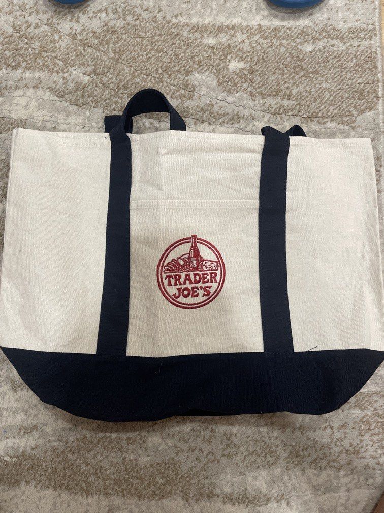 Trader Joes Reusable tote bag Large (Category: Tote Bags) located in Manila. Submitted by bedlambuzz (Listing ID 1469063093, Image 1). Description: .