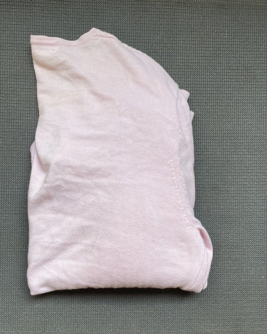 Tradition Pink vintage jacket (Category: Coats, Jackets and Outerwear) located in Mandaluyong City. Submitted by summersamnl (Listing ID 1469012011, Image 2). Description: .