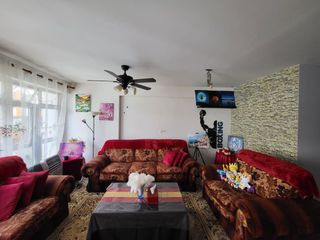 (Category: ) located in . Submitted by dee_dee_ (Listing ID 1468961854, Image 1). Description: .