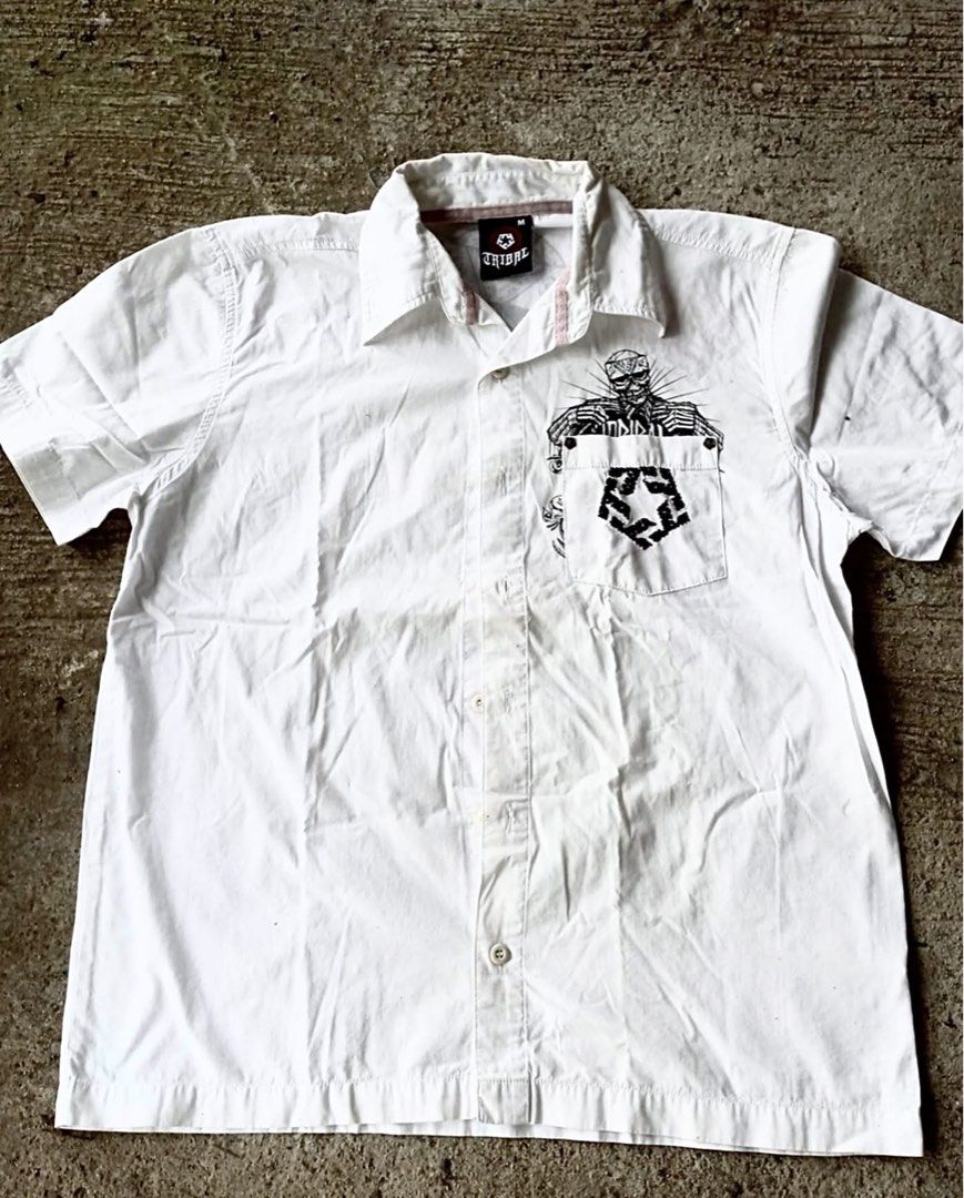 Tribal Gear Califas (Category: Tshirts & Polo Shirts ) located in Manila. Submitted by matthew_nyego (Listing ID 1469073377, Image 2). Description: Medium-Large 1k shipped.