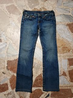 (Category: ) located in . Submitted by thriftinggss_jm (Listing ID 1469036142, Image 1). Description: .
