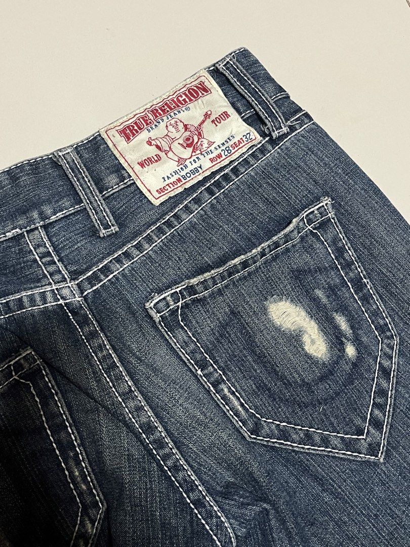 True Religion Bobby Section Jeans Size 28 (Category: Jeans) located in Tagaytay City. Submitted by cyannsay (Listing ID 1469119763, Image 2). Description: - Brand: True Religion - Wash: Dark blue - Size: 28 waist / 42 length - Fit: Straight leg - Origin: Made in Hong Kong.
