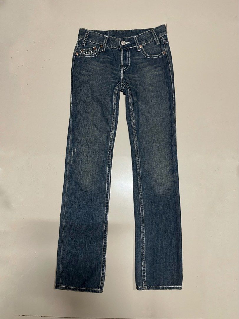 True Religion Bobby Section Jeans Size 28 (Category: Jeans) located in Tagaytay City. Submitted by cyannsay (Listing ID 1469119763, Image 1). Description: - Brand: True Religion - Wash: Dark blue - Size: 28 waist / 42 length - Fit: Straight leg - Origin: Made in Hong Kong.