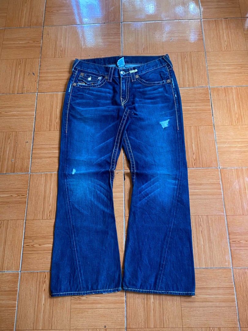 True religion bootcut (Category: Jeans) located in Davao. Submitted by underrated_style (Listing ID 1469103775, Image 3). Description: True religion / Rainbow joey waist - 36 length - 42 leg open - 10.5 prestine condition color rate 10/10 or better! .