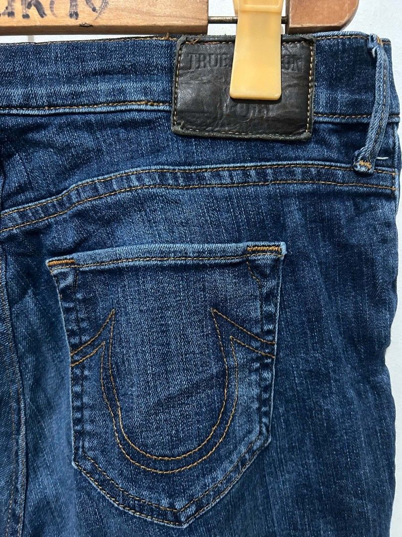 True Religion hellie pants for her (Category: Jeans) located in Lipa City. Submitted by rextumambingmagnaye6306 (Listing ID 1468947381, Image 3). Description: TRUE RELIGION HELLIE PANTS FOR HER SIZE 29 WAIST-15 INCHES TAPE MEASURE LENGTH-36 INCHES LEG OPENING-6 INCHES STRETCHABLE 850 PLUS SF LIPA CITY BATANGAS CAN DO SHIPPING NATIONWIDE VIA J&T EXPRESS NO COP/COD.