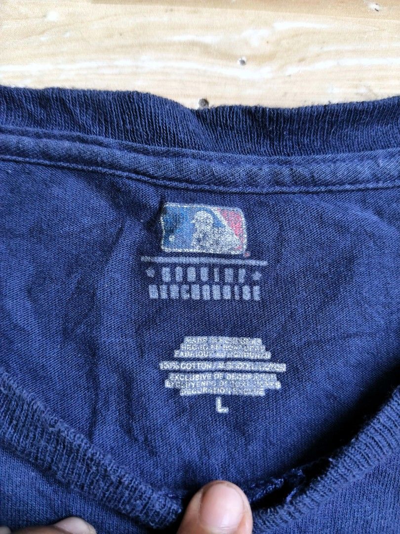 Tshirt (Category: Tshirts & Polo Shirts ) located in Malita. Submitted by thrift_john (Listing ID 1469063220, Image 3). Description: New York Yankees 2009 AL East Division ◾️Dimes: 23,30 / L ‎◾️Condition: excellent ‎◾️Issue: none ‎◾️Color rate: 10/10.