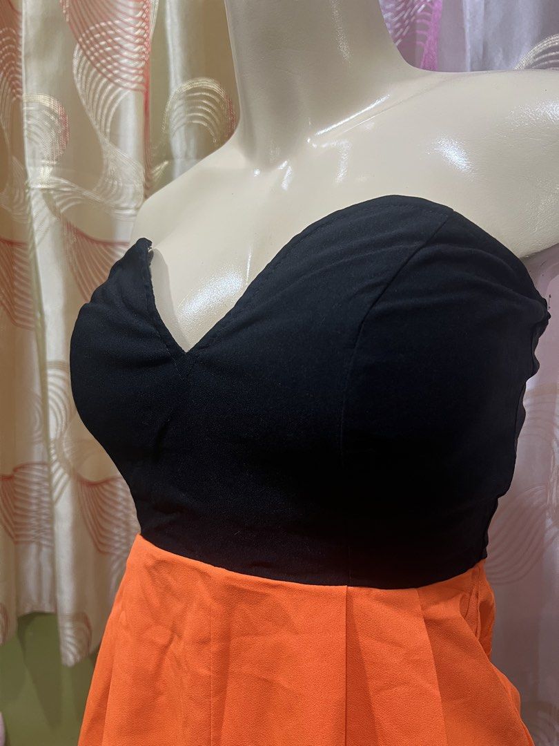 Tube ramper (Category: Rompers) located in Antipolo. Submitted by wearyourbrand.ph (Listing ID 1468933487, Image 2). Description: Size : small on tag can fit up to med large.
