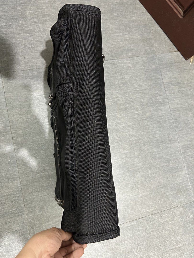 Tumi Laptop Bag (Category: Laptop Bags & Sleeves) located in Quezon City. Submitted by japansurplus2 (Listing ID 1468988188, Image 3). Description: .