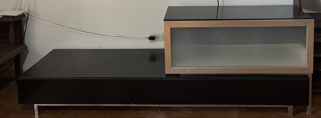 TV Rack / TV Console (Category: TV Consoles) located in Quezon City. Submitted by rin.reen (Listing ID 1468994053, Image 1). Description: Slightly Negotiable 😸.