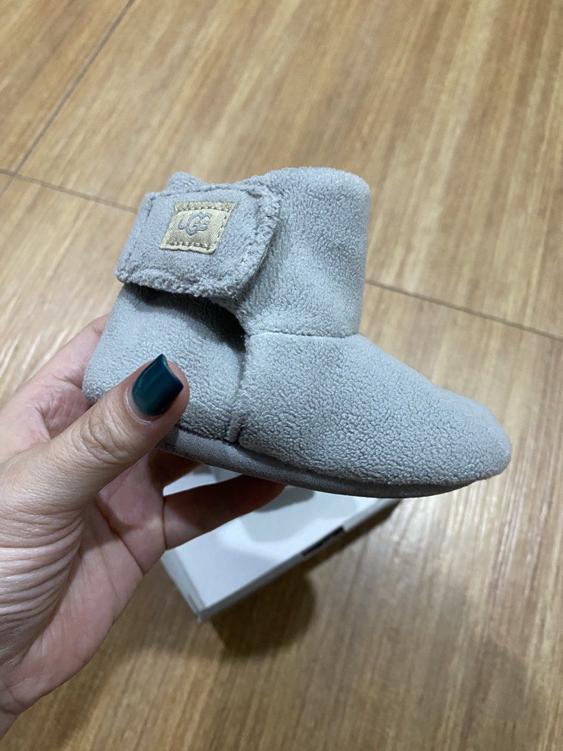 UGG boots for baby girl (Category: Babies & Kids Fashion) located in Quezon City. Submitted by pbonlinestore (Listing ID 1469050960, Image 2). Description: .