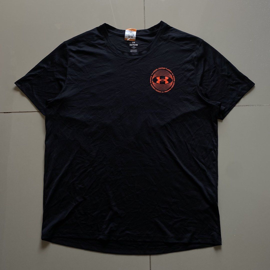 Under Armour Speed Stride Spot T-Shirt (Category: Activewear) located in Cabuyao City. Submitted by stuffwarsph (Listing ID 1469114878, Image 1). Description: 2XL on tag Width 24.5 Length 31 Bnew condition No issues May reflective logo sa back ₱550.