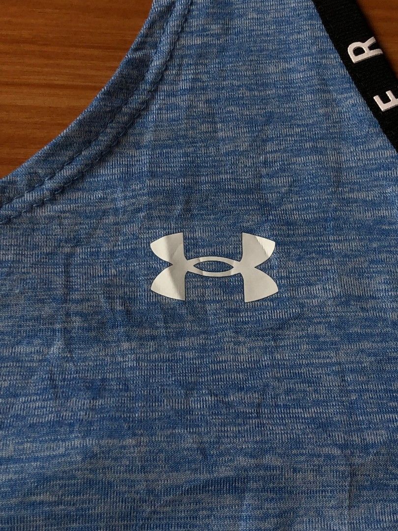 UNDER ARMOUR TOPS ACTIVEWEAR (Category: Activewear) located in Baybay. Submitted by dathrifted (Listing ID 1469014774, Image 2). Description: UNDER ARMOUR TOPS ACTIVEWEAR MEDIUN ON TAG Width- 18 Length- 24.5 AS NEW CONDITION PM if Interested📩📩📩.