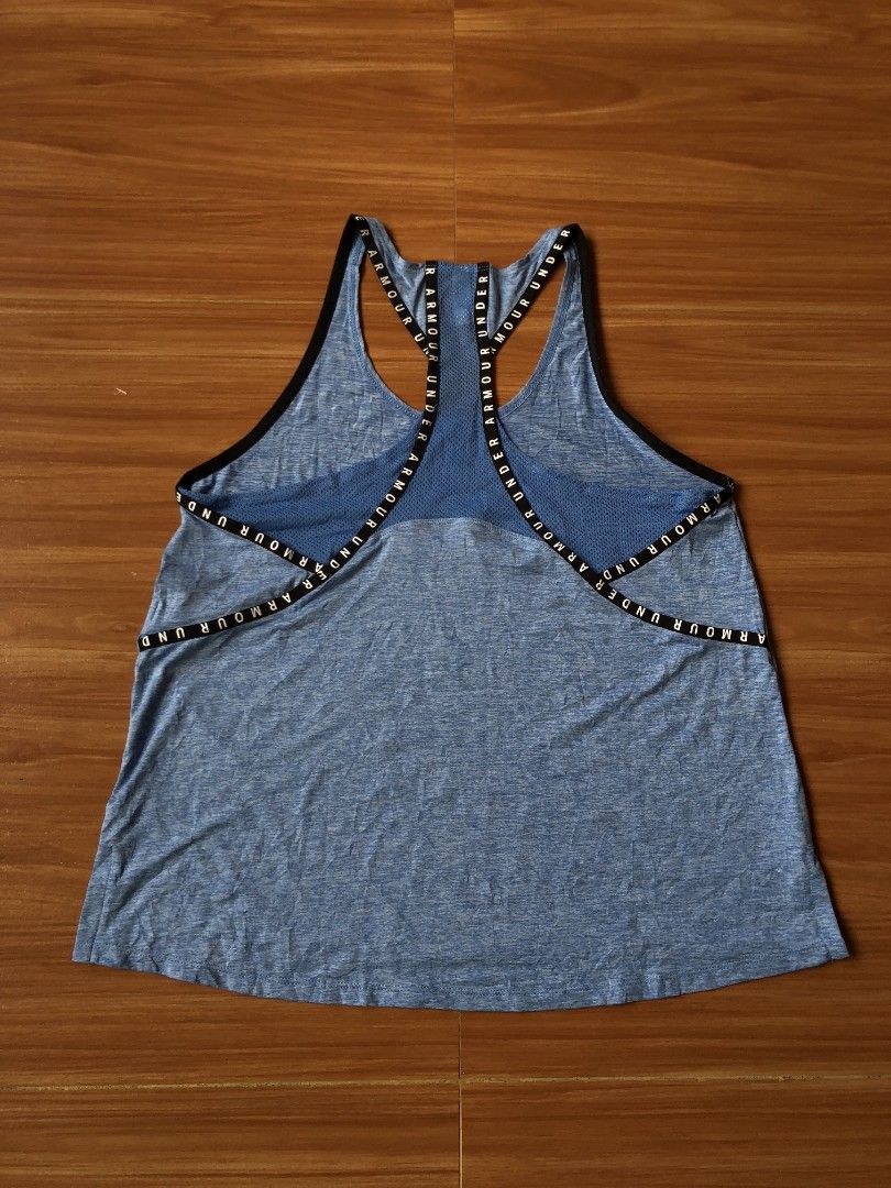 UNDER ARMOUR TOPS ACTIVEWEAR (Category: Activewear) located in Baybay. Submitted by dathrifted (Listing ID 1469014774, Image 3). Description: UNDER ARMOUR TOPS ACTIVEWEAR MEDIUN ON TAG Width- 18 Length- 24.5 AS NEW CONDITION PM if Interested📩📩📩.