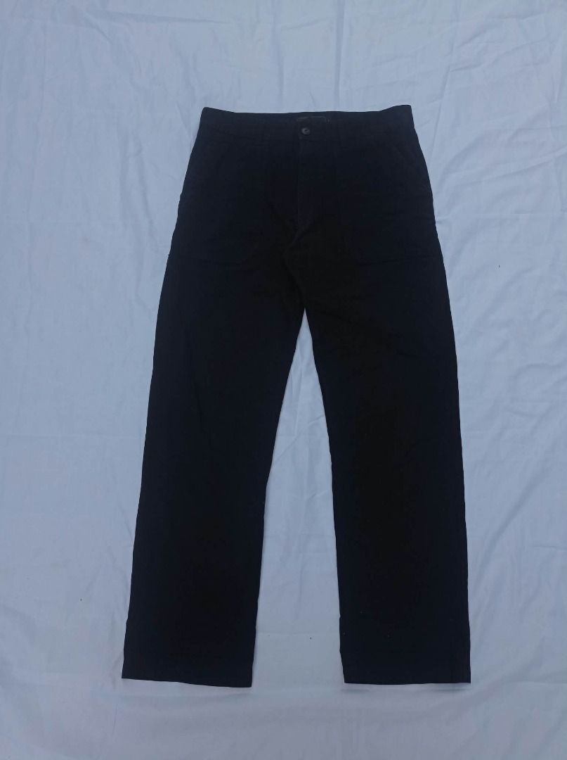 Uniform Bridge fatigue baker pants (Category: Trousers) located in Zamboanga. Submitted by 414collections (Listing ID 1468938427, Image 1). Description: Uniform Bridge pants in solid black. Straight leg cut with button closure and rear pockets. Size L tag inside waistband. Manufactured September 2017. Durable cotton twill fabric, great everyday wear Size large on tag Waistline 32-33 Length 41.5 Hem 9 Need wash only 1200 pesos + shipping fee .