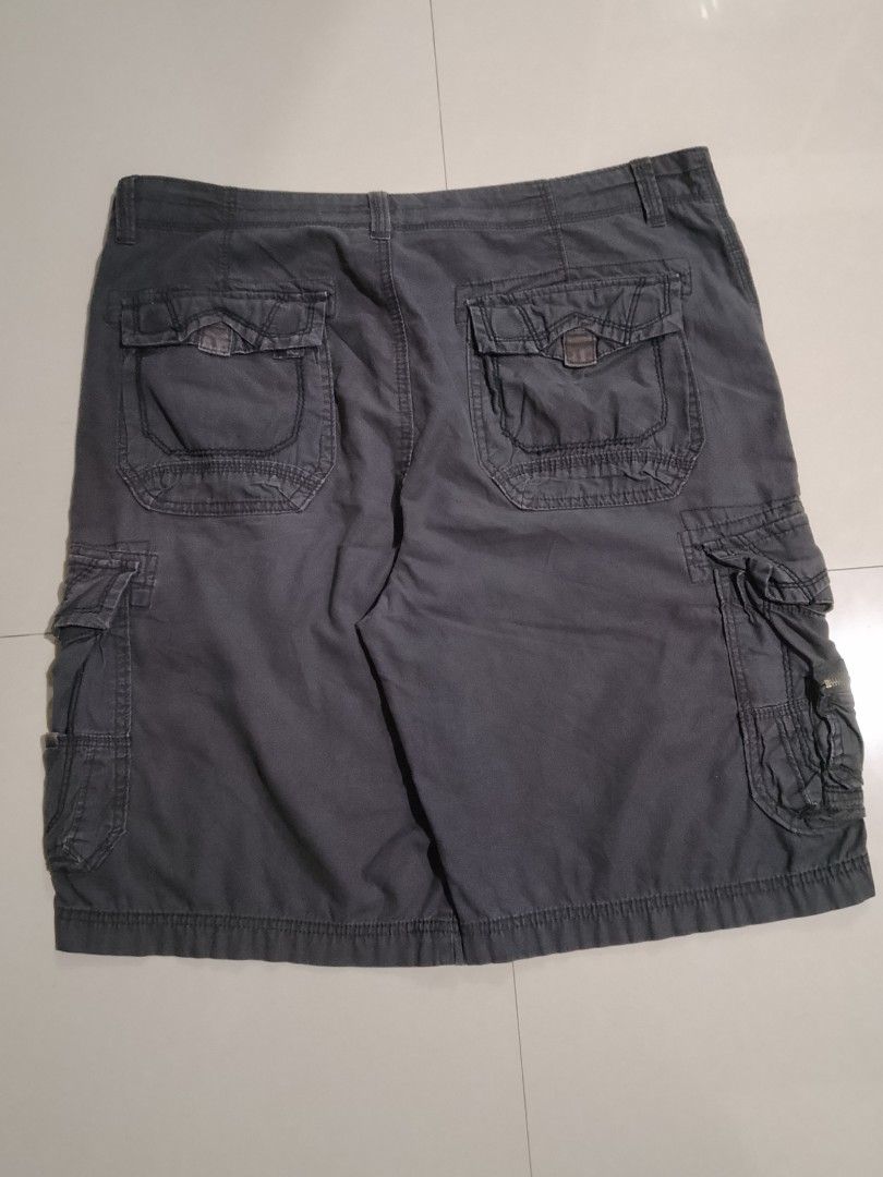 UNIONBAY JORTS (Category: Jeans) located in Cavite. Submitted by jftxthrift (Listing ID 1469072789, Image 2). Description: sz 38-40 ‎length 24.5 ‎thigh 14 ‎l.o 12 issue missing 1 button on the cargo pocket, also check pics.