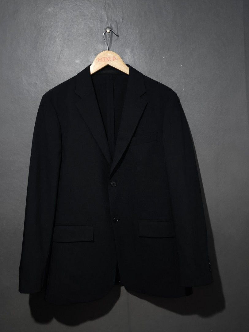 📍Uniqlo AirSense Blazer | Wool-Like (Category: Coats, Jackets and Outerwear) located in Antipolo. Submitted by simplehans (Listing ID 1469019225, Image 1). Description: ‎📍Uniqlo AirSense Blazer | Wool-Like ‎Size Medium (Navy) ‎Width- 19.5 ‎Length- 28.5 ‎Excellent Condition ‎DIRECT MESSAGE IF INTERESTED.