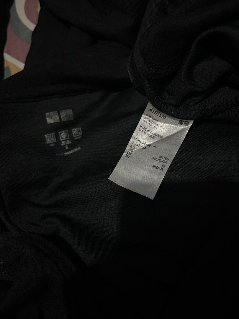 Uniqlo Dry Airism Jacket (Category: Coats, Jackets and Outerwear) located in Lingayen. Submitted by moreonuniqlo (Listing ID 1469096577, Image 3). Description: Small on Tag (21x24) Good as New No Issue.