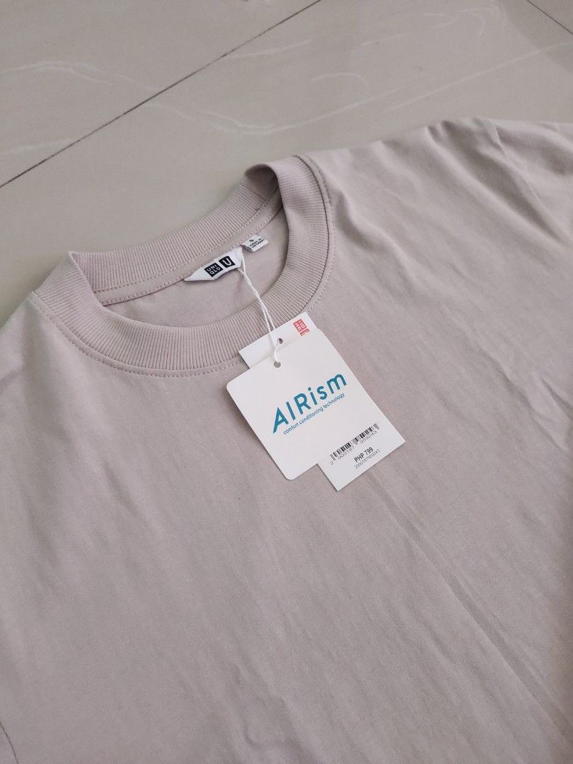 Uniqlo Mens shirt (Category: Tshirts & Polo Shirts ) located in Aliaga. Submitted by kmapparel (Listing ID 1469161008, Image 2). Description: .