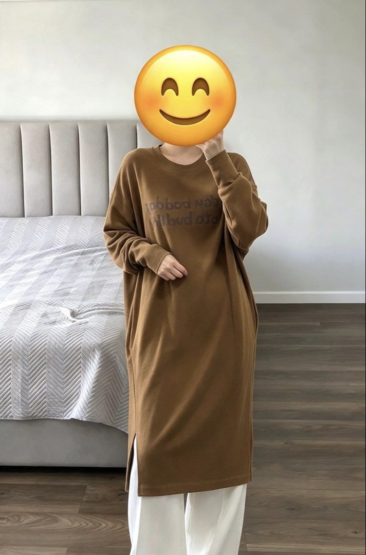 UNIQLO MIDI DRESS (Category: Dresses) located in Paranaque City. Submitted by famsale2016 (Listing ID 1468995297, Image 1). Description: Like new ✨ .
