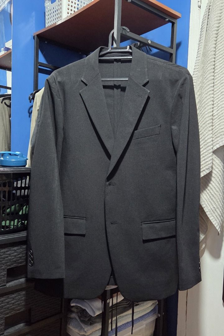 Uniqlo Miracle Air Jacket (Wool Like) (Category: Coats, Jackets and Outerwear) located in Manila. Submitted by RedudesPH (Listing ID 1469118208, Image 1). Description: Uniqlo Miracle Air Jacket (Wool Like) Description: -in good condition -barely used -black color -medium size -18.00in shoulder -20.75in back -23.50in sleeves Price: PHP 950.00 RFS: Decluttering Location: Pandacan, Manila.