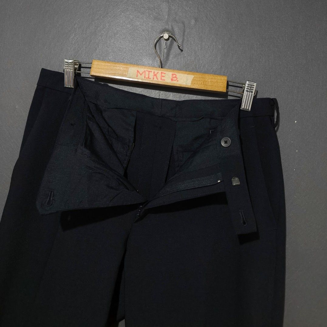 📍Uniqlo Miracle Air Pants (Wool Like) (Category: Trousers) located in Antipolo. Submitted by simplehans (Listing ID 1469019203, Image 3). Description: ‎📍Uniqlo Miracle Air Pants (Wool Like) ‎76 cm on tag (Navy) ‎Waist- 32 ‎Length- 38.5 ‎Leg Open- 7 ‎Excellent Condition ‎DIRECT MESSAGE IF INTERESTED.