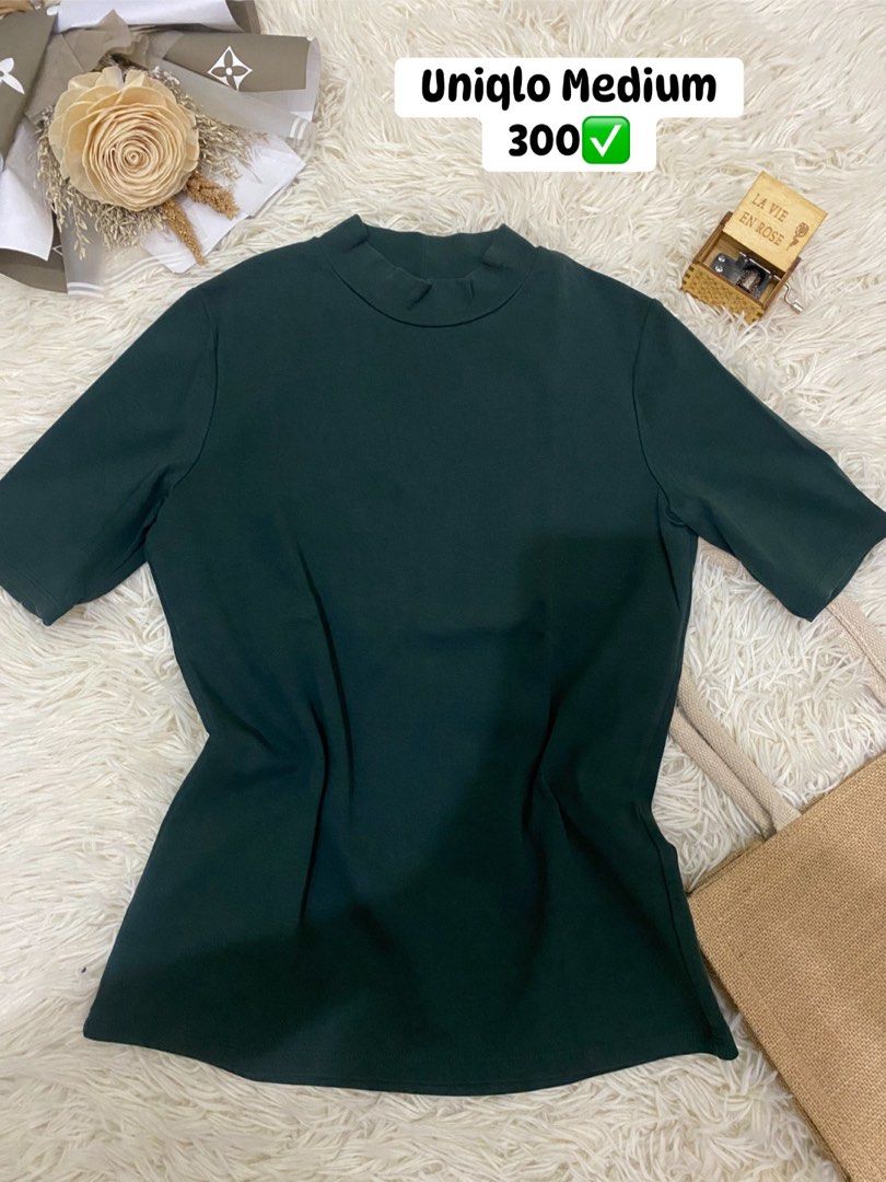 Uniqlo Mock Neck Medium (Category: Blouses) located in Quezon City. Submitted by spottyfinds (Listing ID 1469158410, Image 1). Description: .