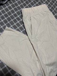(Category: ) located in . Submitted by lovethepreloved_finds (Listing ID 1469088950, Image 1). Description: .