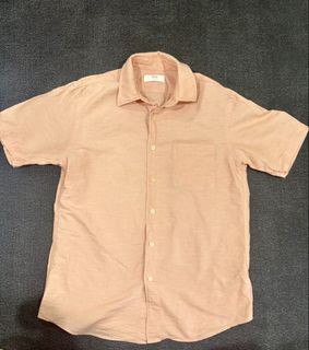 (Category: ) located in . Submitted by fast.closetfinds (Listing ID 1469019134, Image 1). Description: .