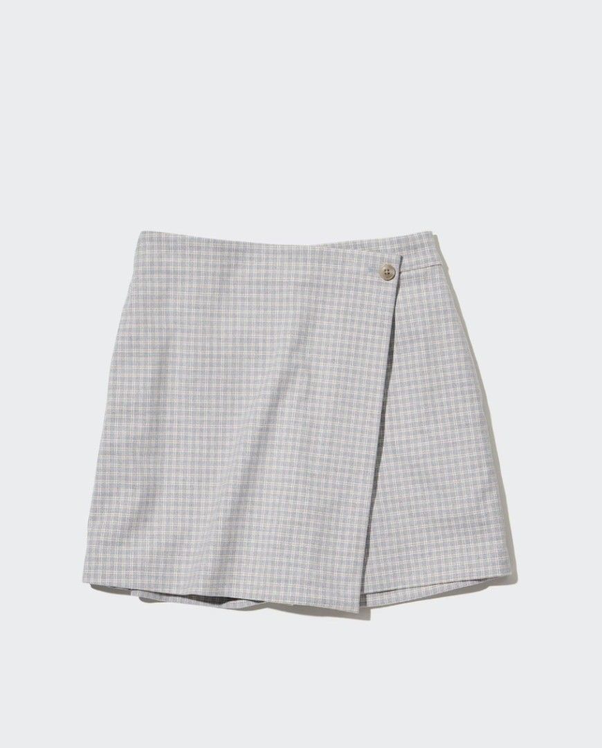 Uniqlo smart skort (Category: Other Bottoms) located in Las Pinas. Submitted by happyhawk-58a3 (Listing ID 1469008332, Image 1). Description: uniqlo smart skort gray small like new.
