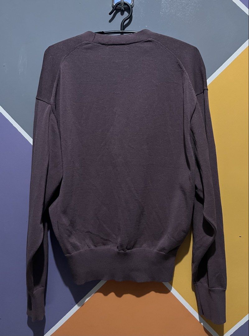 Uniqlo U Cardigan (Category: Coats, Jackets and Outerwear) located in Lingayen. Submitted by moreonuniqlo (Listing ID 1469096064, Image 2). Description: Uniqlo U Cardigan Large on Tag Good as new No Issue.