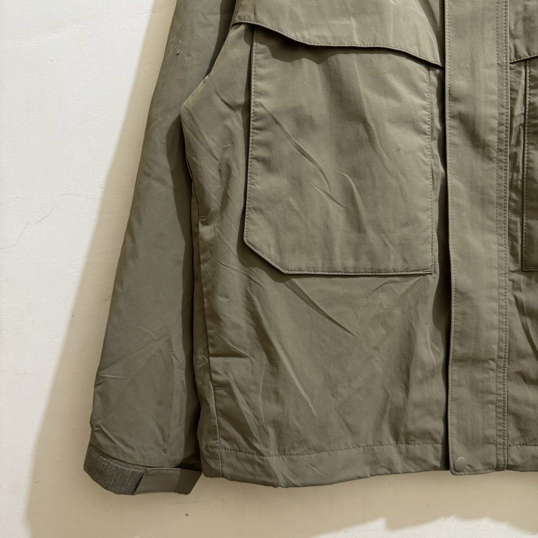 UNIQLO UNISEX WINDPROOF PARKA (Category: Coats, Jackets and Outerwear) located in Manila. Submitted by thrifthing_121102 (Listing ID 1469156884, Image 2). Description: UNIQLO UNISEX WINDPROOF PARKA •SIZE: Small •WIDTH: 22” •LENGTH: 25.5” •COLOR: Khaki •CODE: Y187 •EXCELLENT CONDITION •NO ISSUES ₱899 + SF ✅All items are in excellent to new condition. ✅Color may vary due to lighting. 📦J&T Express or Lalamove Shipping. 💸Gcash Payment. 📍Moonwalk, 