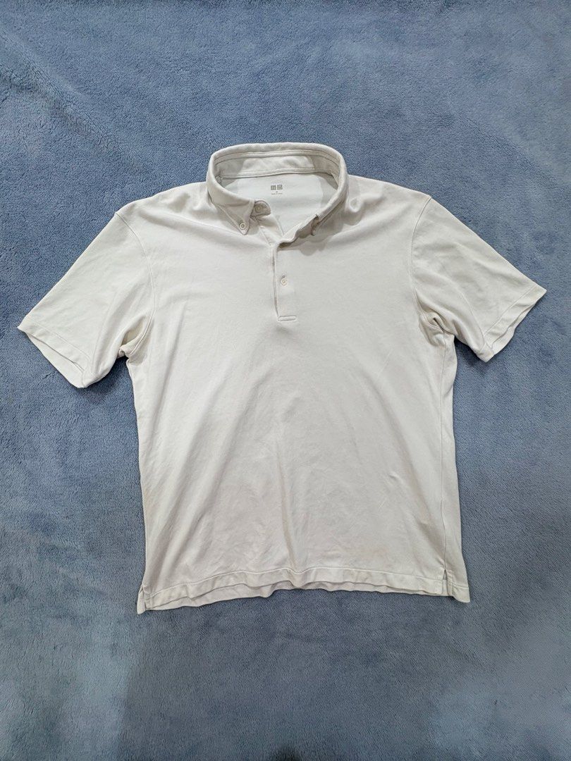 UNIQLO White Polo (Category: Tshirts & Polo Shirts ) located in Alburquerque. Submitted by ukay_ni_edgar (Listing ID 1469020699, Image 2). Description: Clean, minimal, and timeless. A wardrobe essential for effortless style. ✨.