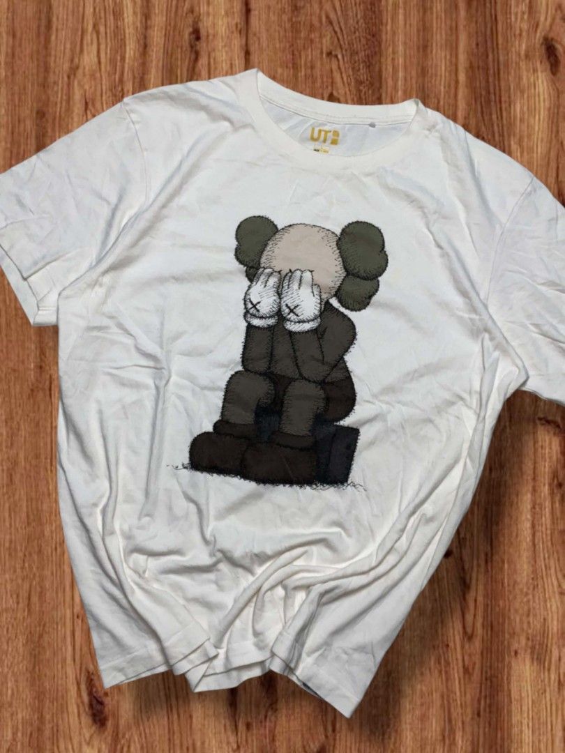 Uniqlo x Kaws Bundle (Category: Tshirts & Polo Shirts ) located in Rizal. Submitted by kassifllanto (Listing ID 1468983377, Image 3). Description: Bundle of 4 Size medium to Large.