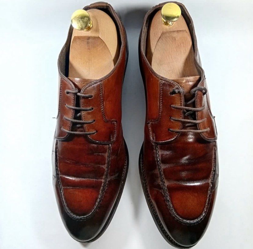 U-Tip Derby Soda Homme (Category: Casual Shoes) located in Cagayan de Oro. Submitted by zarelthrift (Listing ID 1469105243, Image 2). Description: FREE SHIPPING Items are limited only. U-Tip Derby Soda Homme US 8/ 26.5cm Lightly Used Condition.